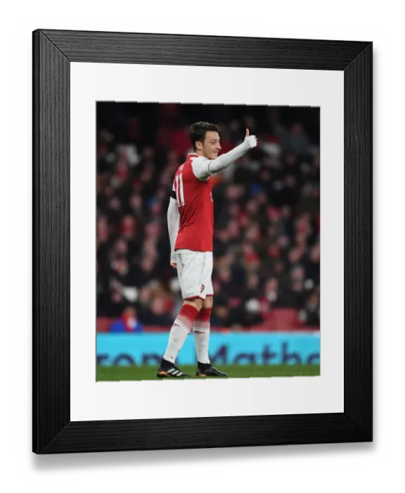 Framed Print : Mesut Ozil in Action: Arsenal vs Huddersfield Town, Premier League 2017-18 Framed Print : Mesut Ozil in Action: Arsenal vs Huddersfield Town, Premier League 2017-18