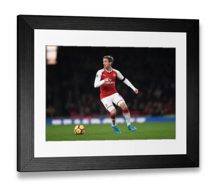 Framed Print : Nacho Monreal in Action: Arsenal vs Huddersfield Town, Premier League 2017-18 Framed Print : Nacho Monreal in Action: Arsenal vs Huddersfield Town, Premier League 2017-18
