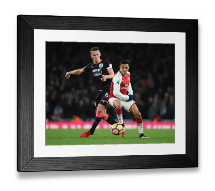 Framed Print : Clash of Midfield Titans: Sanchez vs Hogg - Arsenal's Premier League Showdown Framed Print : Clash of Midfield Titans: Sanchez vs Hogg - Arsenal's Premier League Showdown