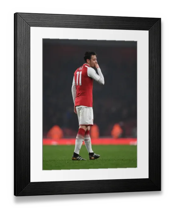 Framed Print : Mesut Ozil in Action: Arsenal vs Manchester United, Premier League 2017-18