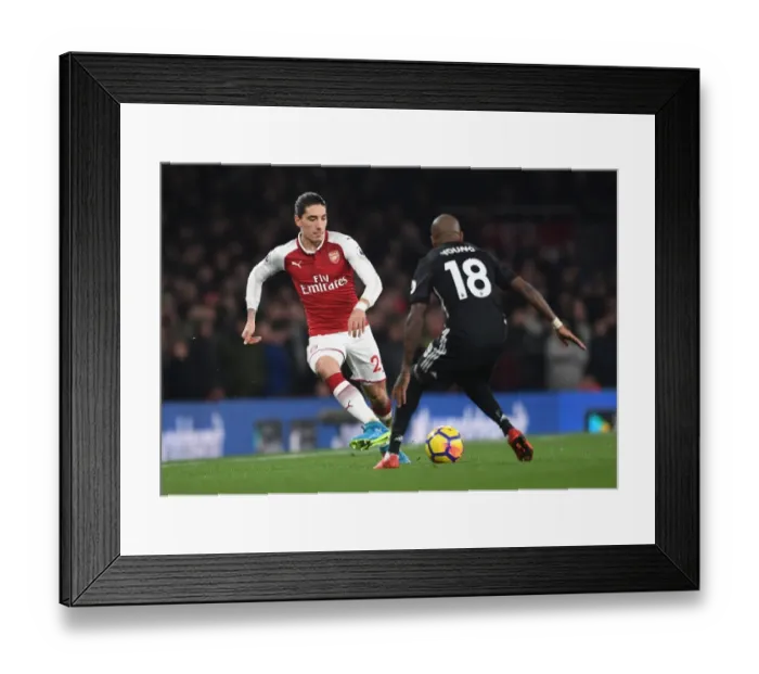 Framed Print : Clash of Wings: Bellerin vs. Young - Arsenal vs. Manchester United, Premier League 2017-18 Framed Print : Clash of Wings: Bellerin vs. Young - Arsenal vs. Manchester United, Premier League 2017-18