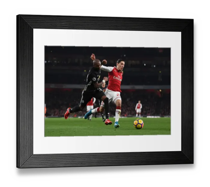 Framed Print : Clash of Wings: Bellerin vs. Young - Arsenal vs. Manchester United, Premier League 2017-18 Framed Print : Clash of Wings: Bellerin vs. Young - Arsenal vs. Manchester United, Premier League 2017-18