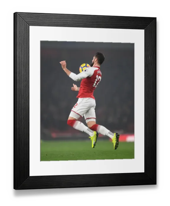 Framed Print : Giroud in Action: Arsenal vs Manchester United, Premier League 2017-18