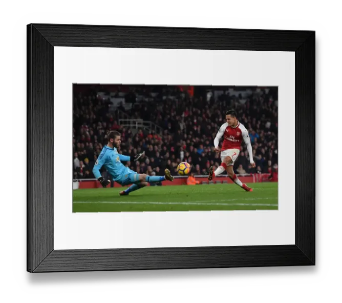 Framed Print : Clash of the Titans: Sanchez vs. De Gea - Arsenal vs. Manchester United, Premier League 2017-18 Framed Print : Clash of the Titans: Sanchez vs. De Gea - Arsenal vs. Manchester United, Premier League 2017-18