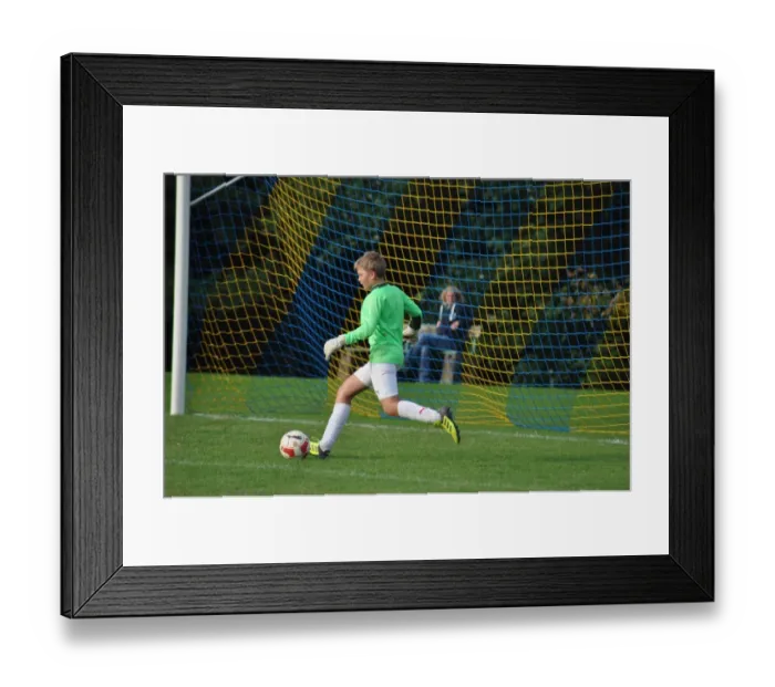 Framed Print : Arsenal Soccer Schools: Unforgettable Residential Week 2 at Arsenal Football Club Framed Print : Arsenal Soccer Schools: Unforgettable Residential Week 2 at Arsenal Football Club
