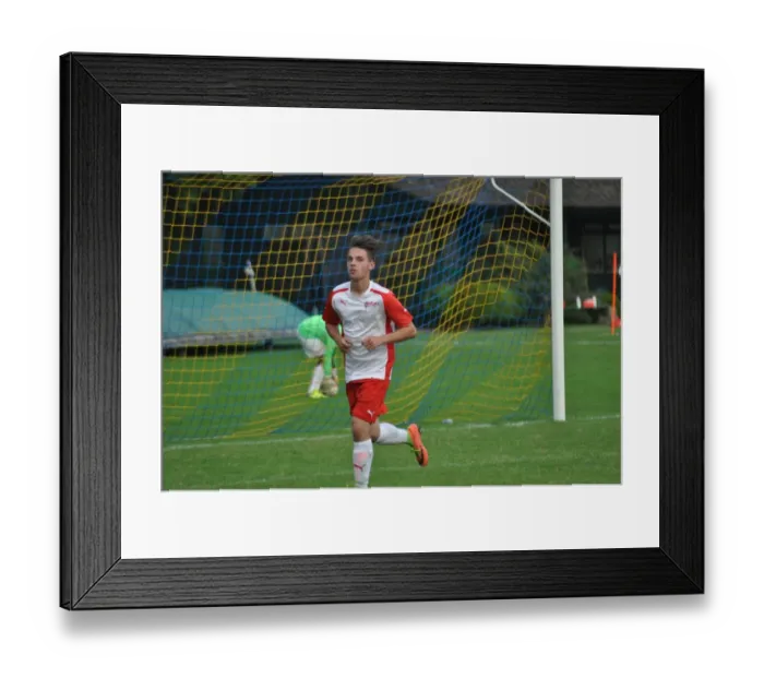 Framed Print : Arsenal Soccer Schools: Unforgettable Residential Week 2 at Arsenal Football Club