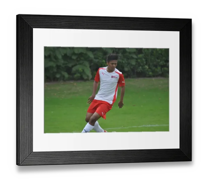 Framed Print : Arsenal Soccer Schools: Unforgettable Residential Week 2 at Arsenal Football Club Framed Print : Arsenal Soccer Schools: Unforgettable Residential Week 2 at Arsenal Football Club