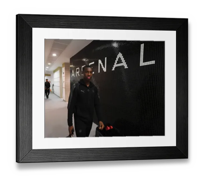 Framed Print : Eddie Nketiah in Arsenal Changing Room Before Arsenal FC vs BATE Borisov, UEFA Europa League (2017-18) Framed Print : Eddie Nketiah in Arsenal Changing Room Before Arsenal FC vs BATE Borisov, UEFA Europa League (2017-18)