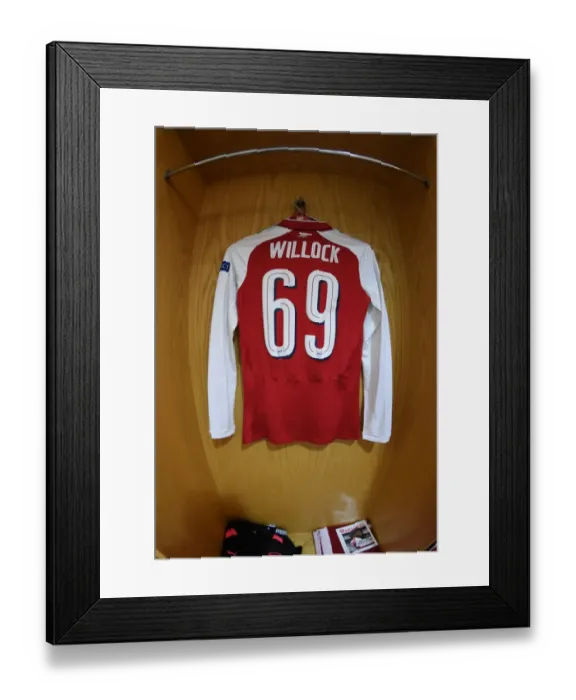 Framed Print : Arsenal FC: Joe Willock's Shirt in the Changing Room Ahead of Arsenal v BATE Borisov UEFA Europa League Match Framed Print : Arsenal FC: Joe Willock's Shirt in the Changing Room Ahead of Arsenal v BATE Borisov UEFA Europa League Match