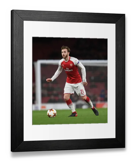 Framed Print : Calum Chambers in Action: Arsenal vs BATE Borisov, UEFA Europa League (2017-18) Framed Print : Calum Chambers in Action: Arsenal vs BATE Borisov, UEFA Europa League (2017-18)