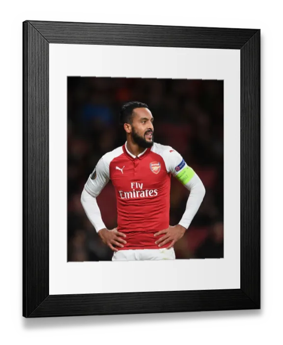 Framed Print : Theo Walcott in Action: Arsenal vs BATE Borisov, UEFA Europa League (2017-18) Framed Print : Theo Walcott in Action: Arsenal vs BATE Borisov, UEFA Europa League (2017-18)