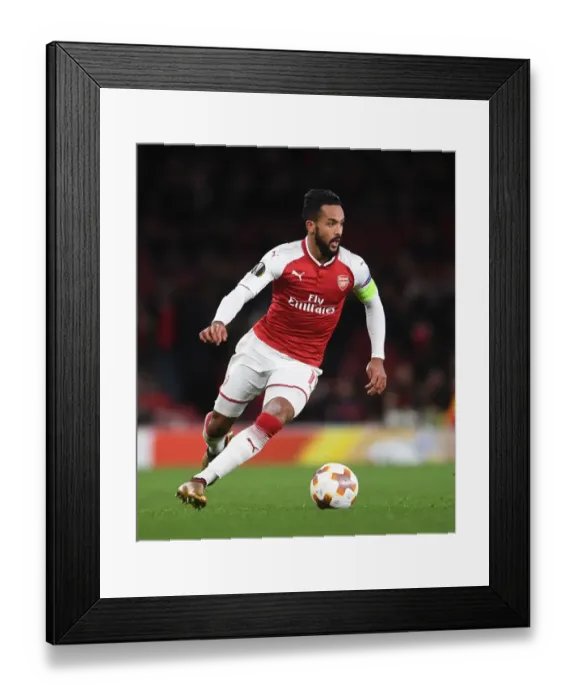 Framed Print : Theo Walcott in Action: Arsenal vs BATE Borisov, UEFA Europa League Framed Print : Theo Walcott in Action: Arsenal vs BATE Borisov, UEFA Europa League