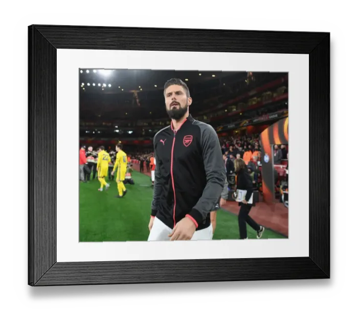 Framed Print : Olivier Giroud: Arsenal FC's Readiness - Arsenal v BATE Borisov, UEFA Europa League