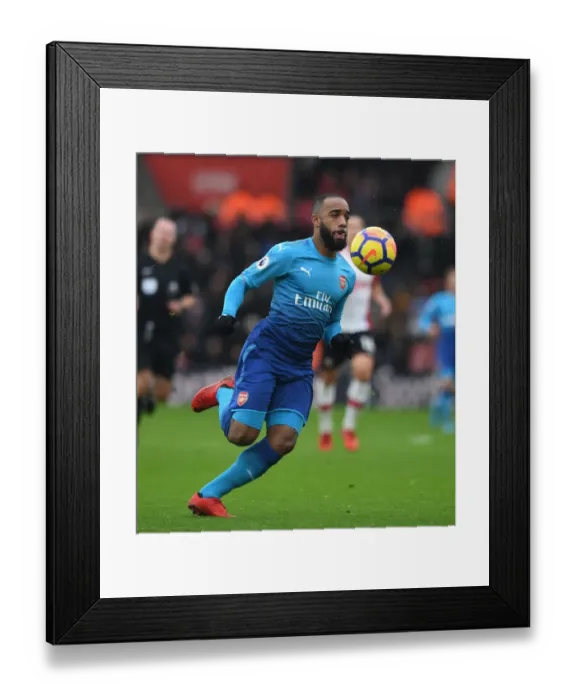 Framed Print : Alexandre Lacazette in Action: Southampton vs Arsenal, Premier League 2017-18