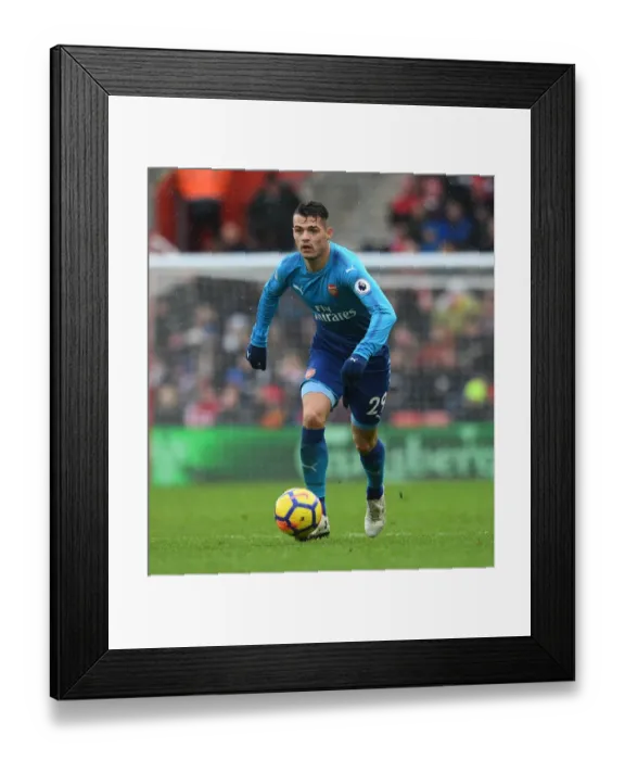 Framed Print : Granit Xhaka in Action: Southampton vs Arsenal, Premier League 2017-18