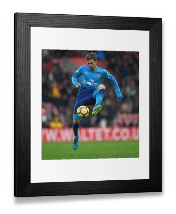Framed Print : Nacho Monreal in Action: Southampton vs Arsenal, Premier League 2017-18 Framed Print : Nacho Monreal in Action: Southampton vs Arsenal, Premier League 2017-18