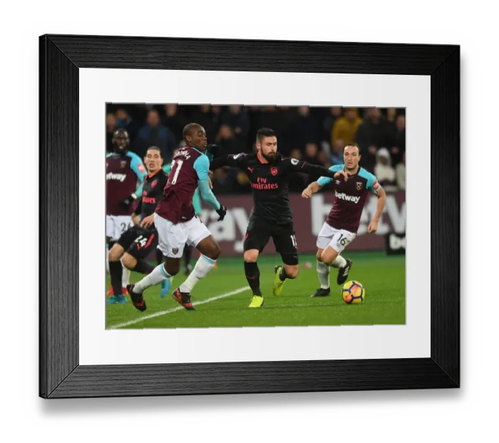 Framed Print : Giroud vs Ogbonna: Intense Battle at London Stadium - West Ham United vs Arsenal, Premier League 2017-18 Framed Print : Giroud vs Ogbonna: Intense Battle at London Stadium - West Ham United vs Arsenal, Premier League 2017-18