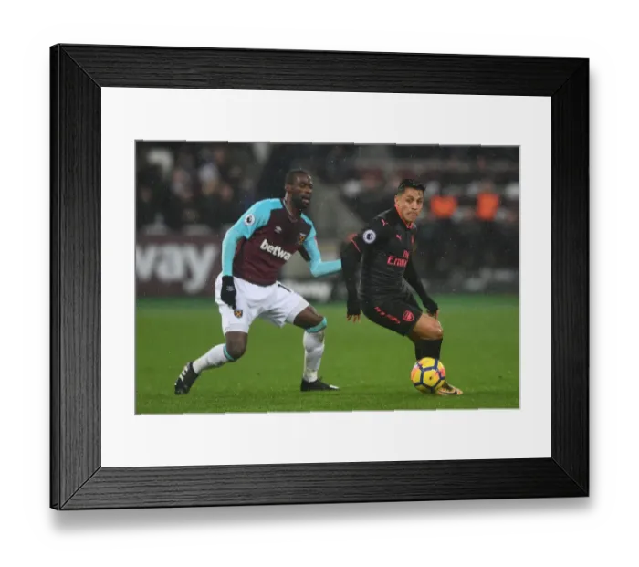 Framed Print : Clash of Stars: Sanchez vs. Obiang - West Ham United vs. Arsenal, Premier League 2017-18