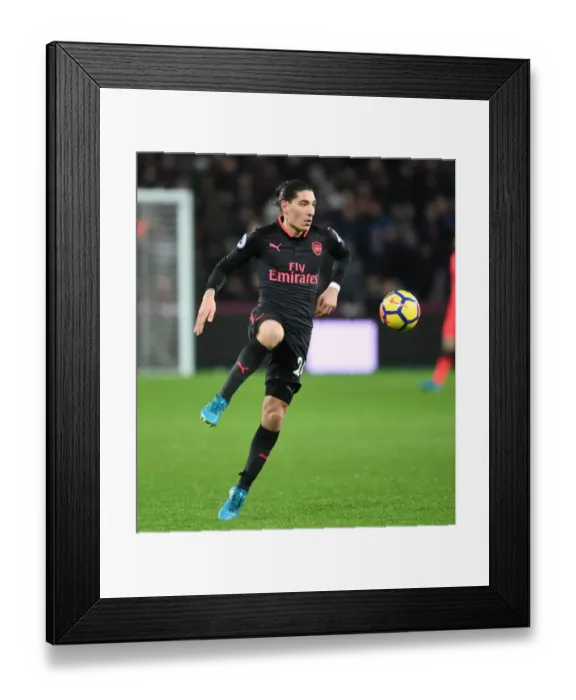 Framed Print : Hector Bellerin in Action: Arsenal vs. West Ham United, Premier League 2017-18