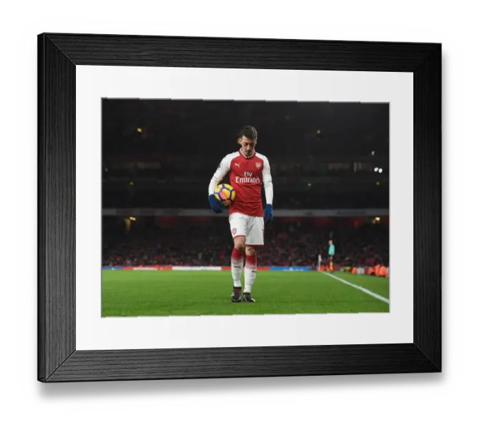 Framed Print : Mesut Ozil in Action: Arsenal vs Newcastle United, Premier League 2017-18