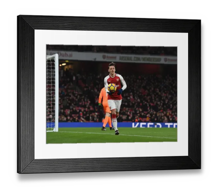 Framed Print : Mesut Ozil in Action: Arsenal vs Newcastle United, Premier League 2017-18