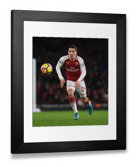 Framed Print : Hector Bellerin: Arsenal Star in Action against Newcastle United, Premier League 2017-18