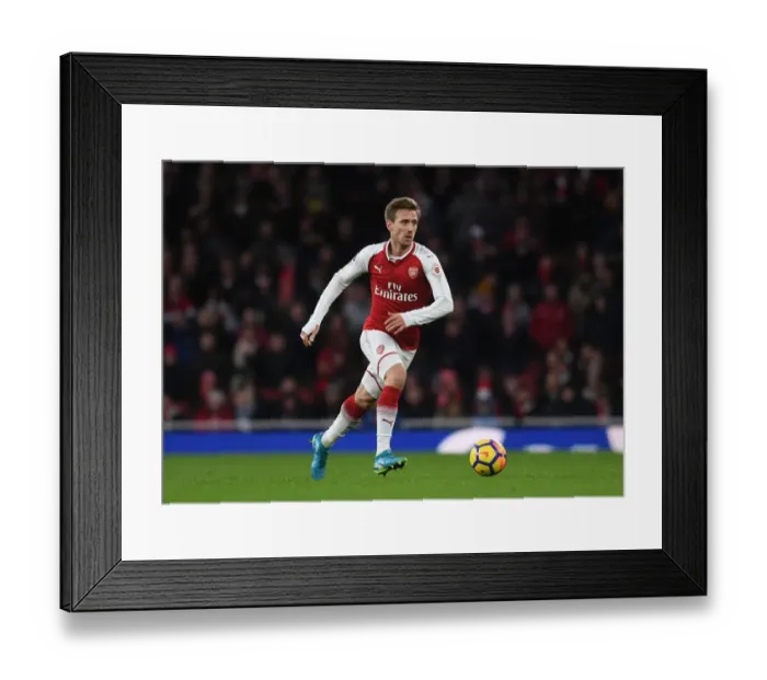 Framed Print : Nacho Monreal in Action: Arsenal vs Newcastle United, Premier League 2017-18