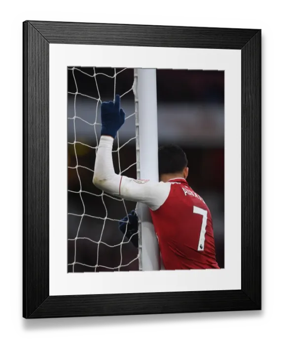 Framed Print : Alexis Sanchez in Action: Arsenal vs Newcastle United, Premier League 2017-18 Framed Print : Alexis Sanchez in Action: Arsenal vs Newcastle United, Premier League 2017-18
