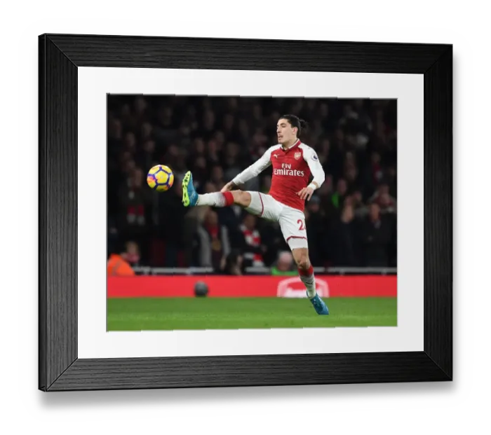 Framed Print : Hector Bellerin in Action: Arsenal vs. Liverpool, Premier League 2017-18 Framed Print : Hector Bellerin in Action: Arsenal vs. Liverpool, Premier League 2017-18