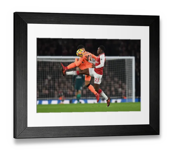 Framed Print : Arsenal vs. Liverpool: Intense Battle Between Danny Welbeck and Alex Oxlade-Chamberlain