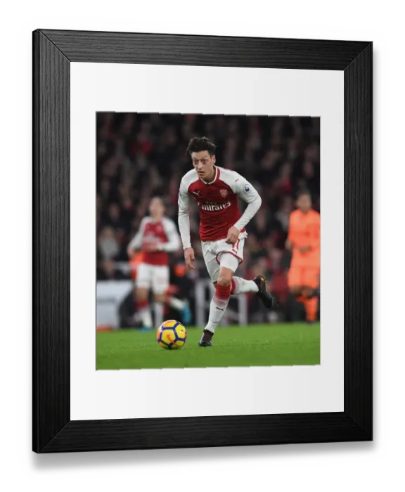 Framed Print : Mesut Ozil in Action: Arsenal vs. Liverpool, Premier League 2017-18 Framed Print : Mesut Ozil in Action: Arsenal vs. Liverpool, Premier League 2017-18
