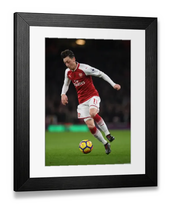 Framed Print : Mesut Ozil in Action: Arsenal vs. Liverpool, Premier League 2017-18 Framed Print : Mesut Ozil in Action: Arsenal vs. Liverpool, Premier League 2017-18