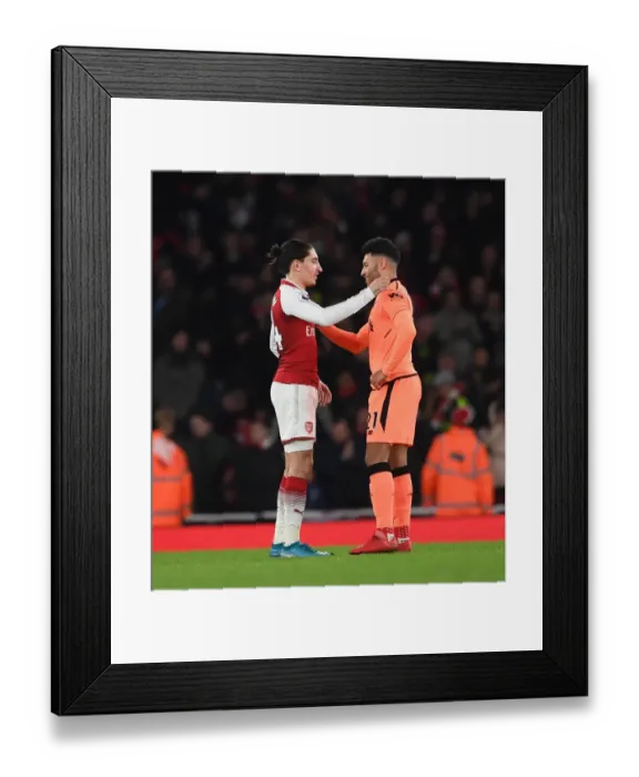Framed Print : Hector Bellerin (Arsenal) Alex Oxlade-Chamberlain (Liverpool). Arsenal 3: 3 Liverpool