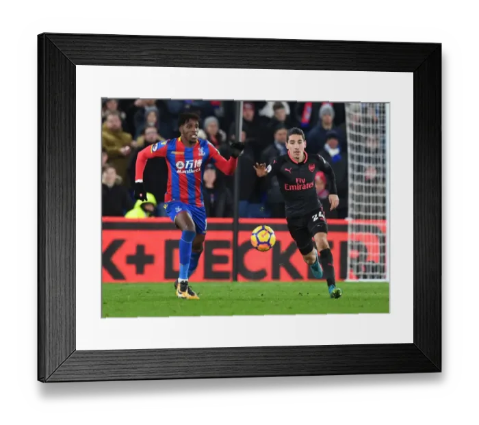 Framed Print : Bellerin vs Zaha: A Premier League Battle at Selhurst Park Framed Print : Bellerin vs Zaha: A Premier League Battle at Selhurst Park