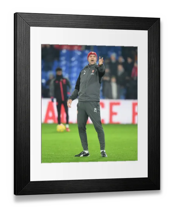 Framed Print : Steve Bould: Arsenal Assistant Ahead of Crystal Palace Clash (2017-18)