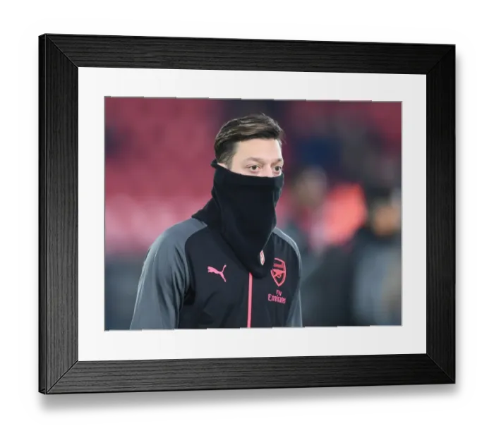 Framed Print : Mesut Ozil: Arsenal Star's Focus Before Crystal Palace Clash (2017-18)