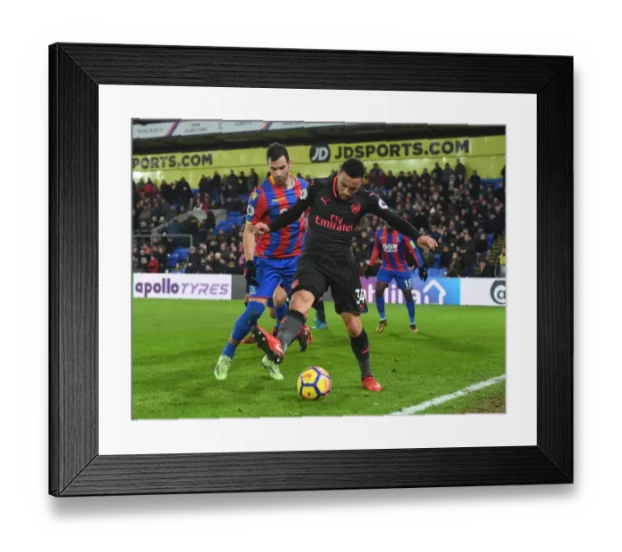 Framed Print : Coquelin vs Milivojevic: Battle in the Midfield - Crystal Palace vs Arsenal, Premier League 2017-18 Framed Print : Coquelin vs Milivojevic: Battle in the Midfield - Crystal Palace vs Arsenal, Premier League 2017-18