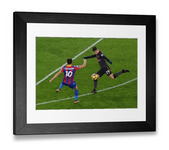 Framed Print : Granit Xhaka (Arsenal) Andros Townsend (Palace) Framed Print : Granit Xhaka (Arsenal) Andros Townsend (Palace)