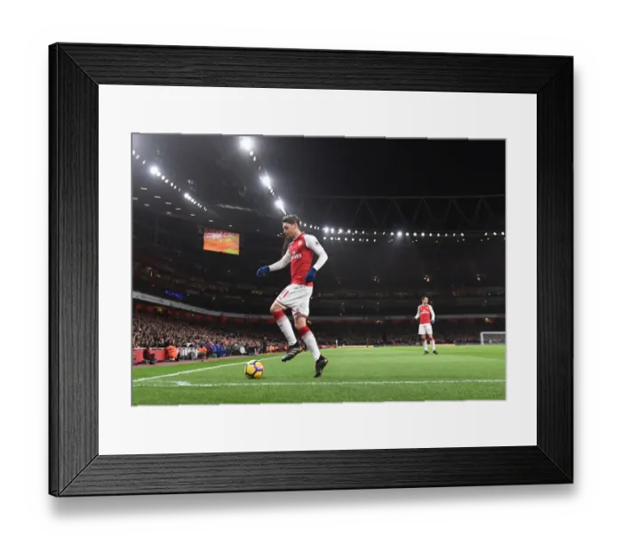 Framed Print : Mesut Ozil in Action: Arsenal vs. Chelsea, Premier League 2017-18 Framed Print : Mesut Ozil in Action: Arsenal vs. Chelsea, Premier League 2017-18
