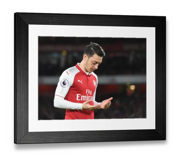 Framed Print : Mesut Ozil in Prayer: Arsenal's Focus Before Battle Against Chelsea, Premier League 2018 Framed Print : Mesut Ozil in Prayer: Arsenal's Focus Before Battle Against Chelsea, Premier League 2018