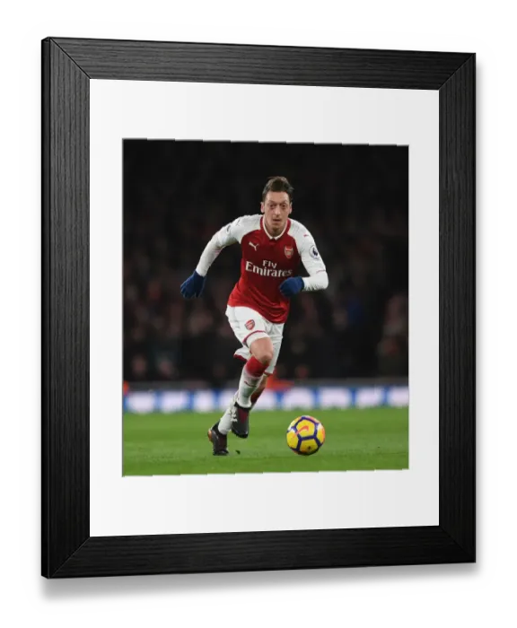 Framed Print : Mesut Ozil: Arsenal vs. Chelsea, Premier League 2017-18 Framed Print : Mesut Ozil: Arsenal vs. Chelsea, Premier League 2017-18