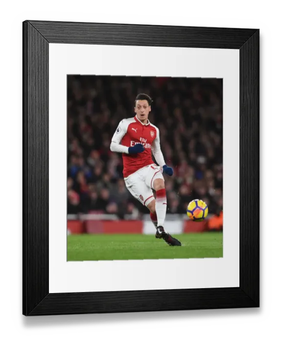 Framed Print : Mesut Ozil in Action: Arsenal vs. Chelsea, Premier League 2017-18 Framed Print : Mesut Ozil in Action: Arsenal vs. Chelsea, Premier League 2017-18