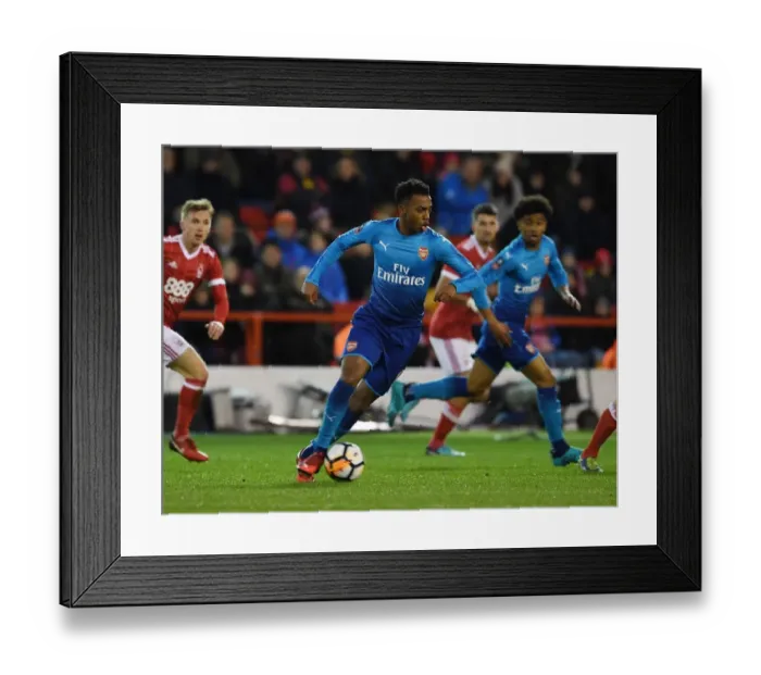 Framed Print : Joe Willock in Action: Arsenal vs. Nottingham Forest - Emirates FA Cup Third Round, 2018