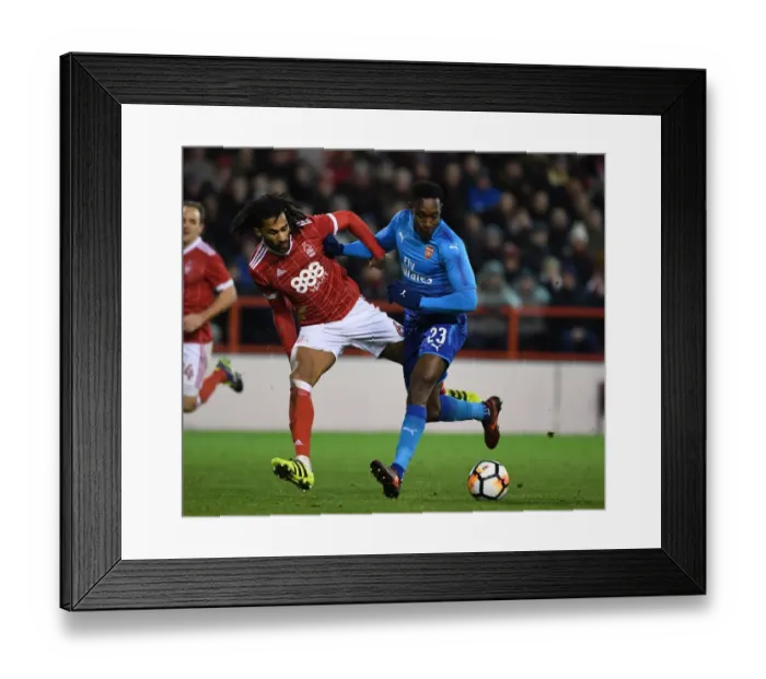 Framed Print : Danny Welbeck vs Armand Traore: Clash in the FA Cup Third Round - Nottingham Forest vs Arsenal