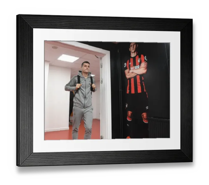 Framed Print : Granit Xhaka Arrives at Vitality Stadium: AFC Bournemouth vs. Arsenal, Premier League 2018 Framed Print : Granit Xhaka Arrives at Vitality Stadium: AFC Bournemouth vs. Arsenal, Premier League 2018