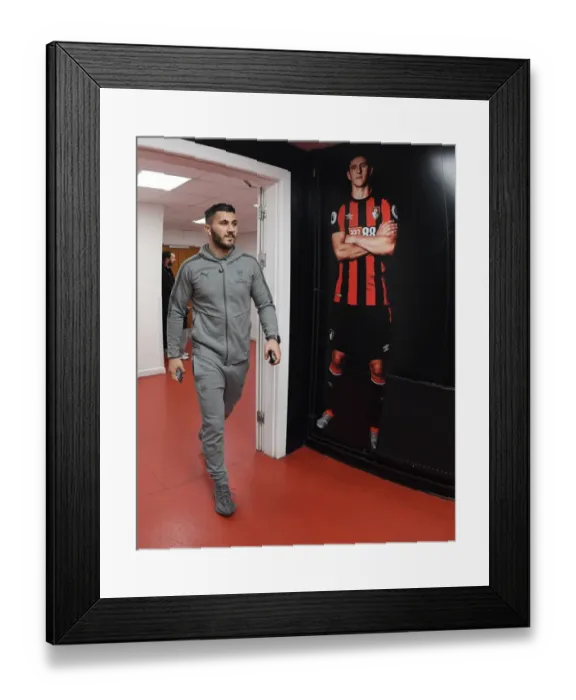 Framed Print : Sead Kolasinac Arrives at Vitality Stadium: AFC Bournemouth vs. Arsenal, Premier League 2017-18 Framed Print : Sead Kolasinac Arrives at Vitality Stadium: AFC Bournemouth vs. Arsenal, Premier League 2017-18