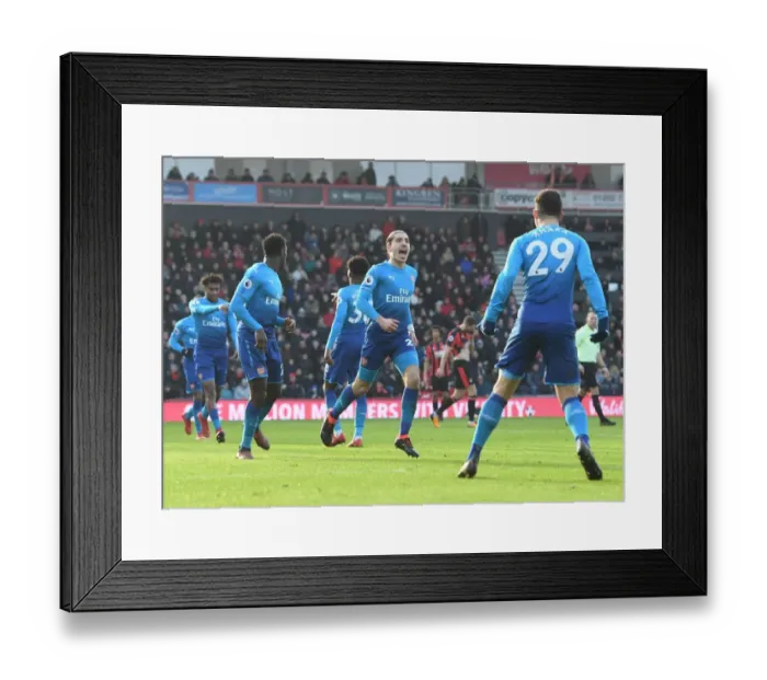 Framed Print : Hector Bellerin Scores the Game-Winning Goal: Arsenal's Triumph at AFC Bournemouth, Premier League 2017-18