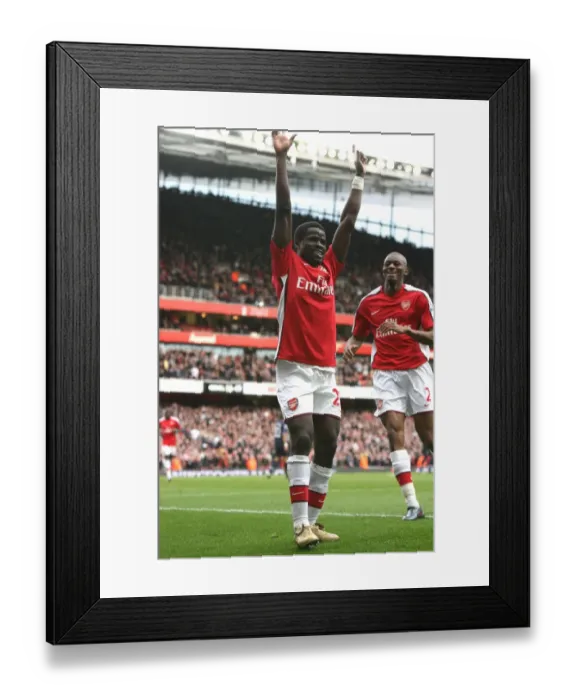 Framed Print : Eboue's Triumph: Arsenal's Thrilling 4-0 Victory Over Blackburn Rovers (2009)
