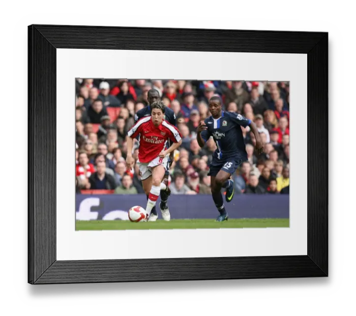 Framed Print : Samir Nasri (Arsenal) Aaron Mokoena (Blackburn) Framed Print : Samir Nasri (Arsenal) Aaron Mokoena (Blackburn)