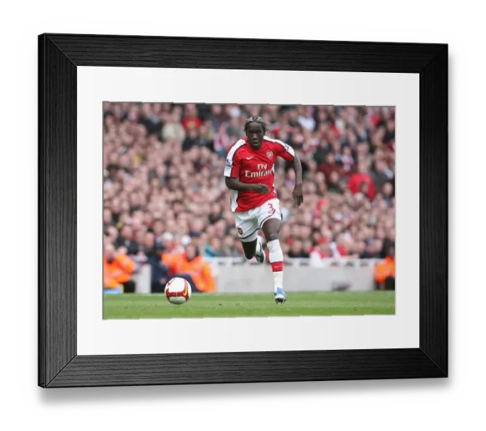 Framed Print : Bacary Sagna's Unstoppable Performance: Arsenal's 4-0 Victory Over Blackburn Rovers, Emirates Stadium, 2009